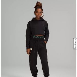 BLACK Lululemon Relaxed Fit Crop Hoodie